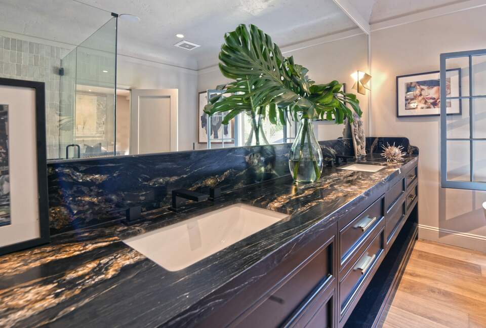 Stunning Hollywood Hills Oasis - Los Angeles, California