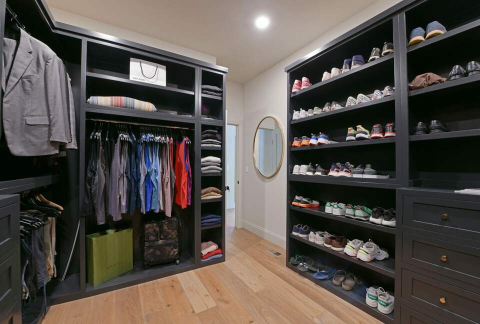 Stunning Hollywood Hills Oasis - Los Angeles, California