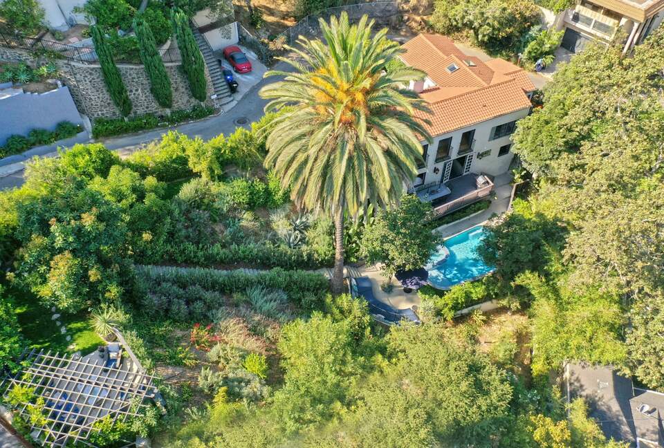 Stunning Hollywood Hills Oasis - Los Angeles, California