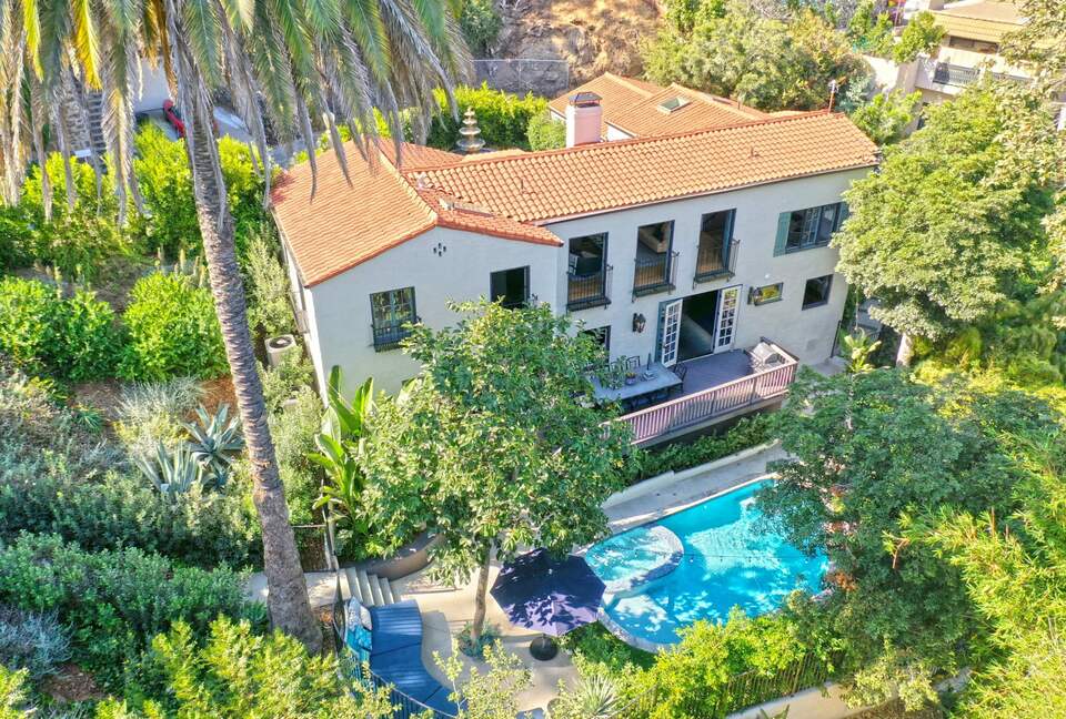Stunning Hollywood Hills Oasis - Los Angeles, California
