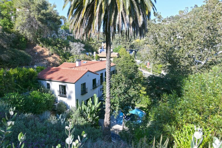Stunning Hollywood Hills Oasis - Los Angeles, California
