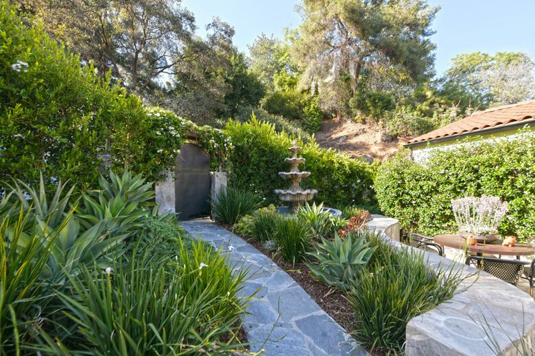 Stunning Hollywood Hills Oasis - Los Angeles, California