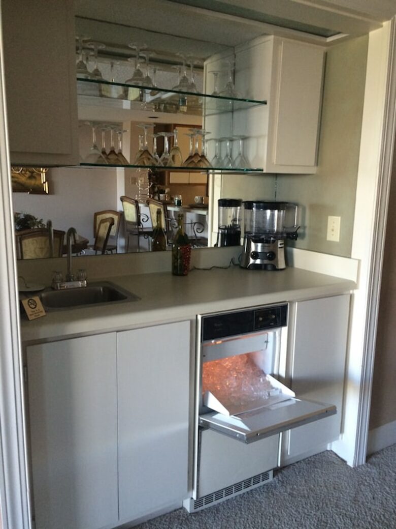 Beautiful Oceanfront Getaway - 200 Steps from Bed to Beach - Pawleys Island, South Carolina