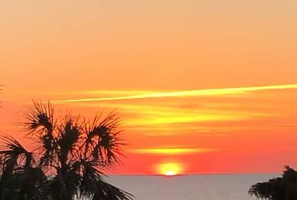 Beautiful Oceanfront Getaway - 200 Steps from Bed to Beach - Pawleys Island, South Carolina