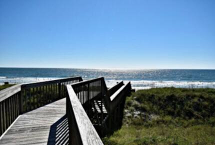 Beautiful Oceanfront Getaway - 200 Steps from Bed to Beach - Pawleys Island, South Carolina
