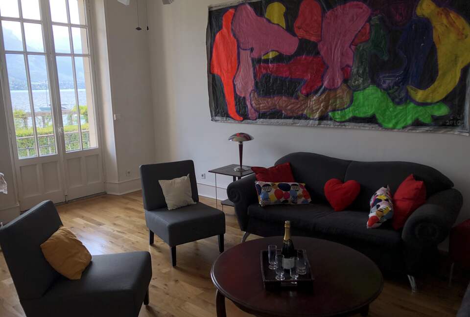 Lake Annecy Villa With Stunning Views and Private Beach - Annecy, France