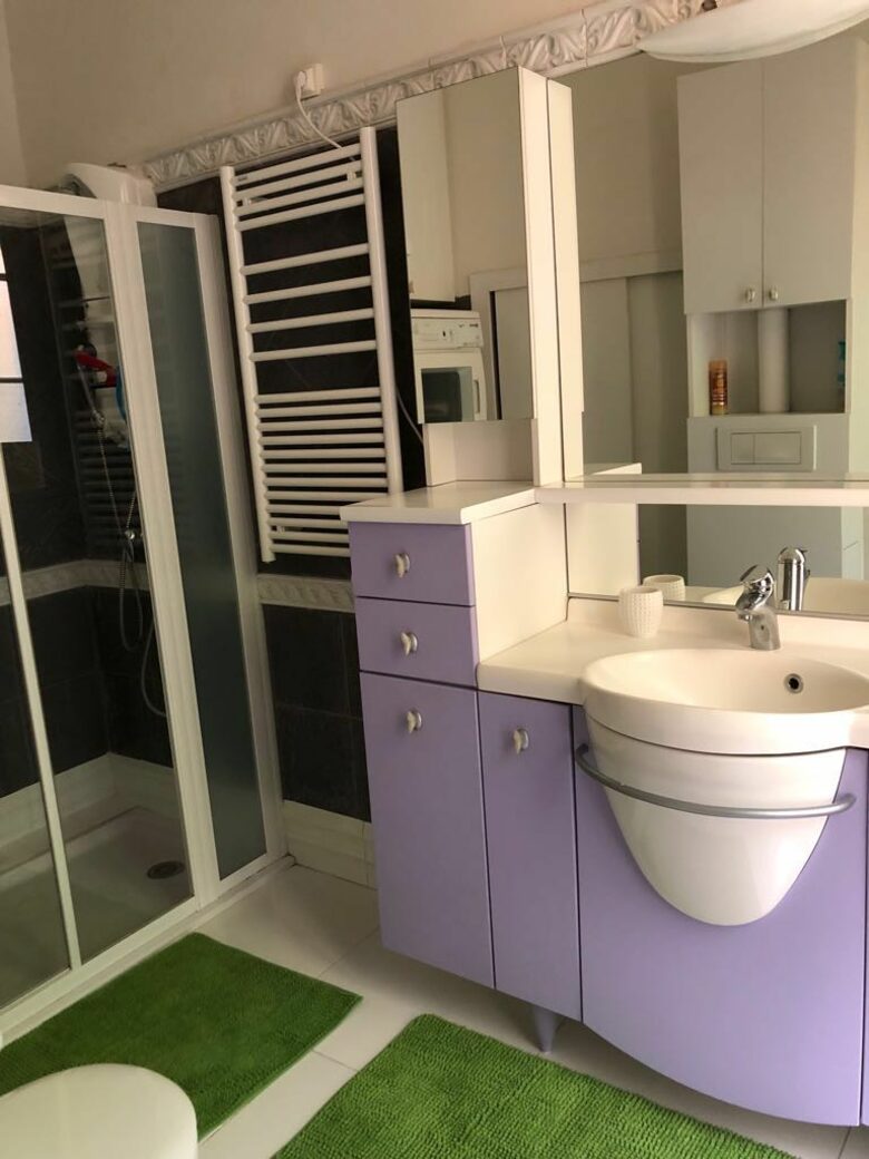 Lake Annecy Villa With Stunning Views and Private Beach - Annecy, France