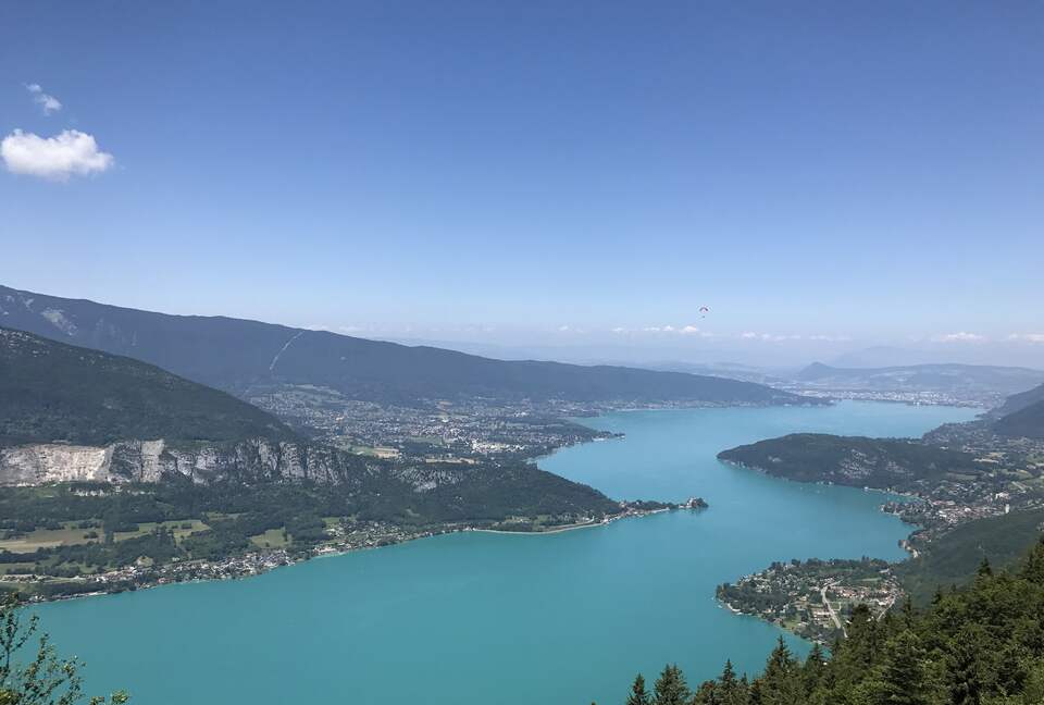Lake Annecy Villa With Stunning Views and Private Beach - Annecy, France