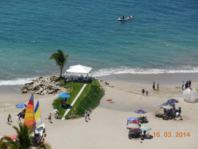 Massage by the ocean