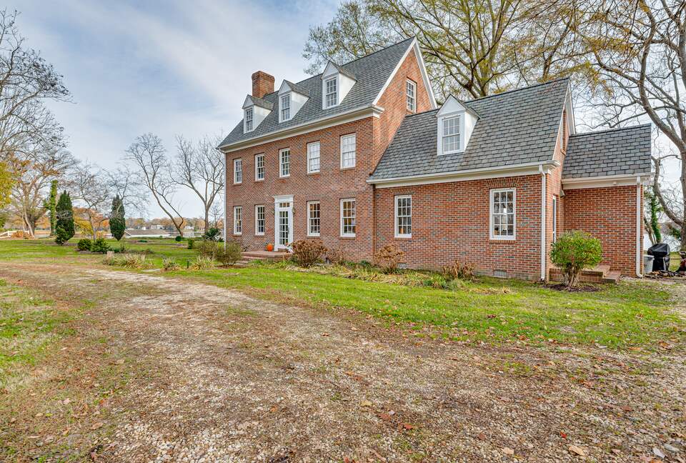 Waterfront Ferry Bridge House - Easton, Maryland
