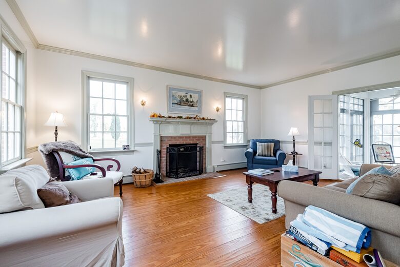 Waterfront Ferry Bridge House - Easton, Maryland