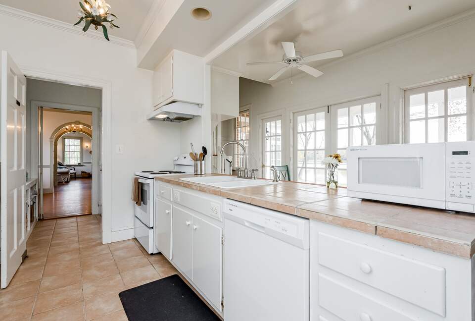 Waterfront Ferry Bridge House - Easton, Maryland