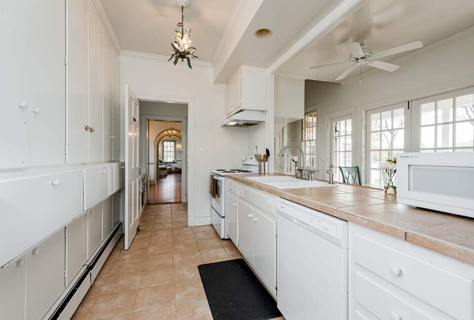 Waterfront Ferry Bridge House - Easton, Maryland