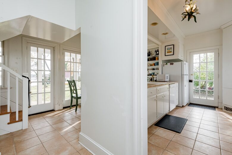 Waterfront Ferry Bridge House - Easton, Maryland