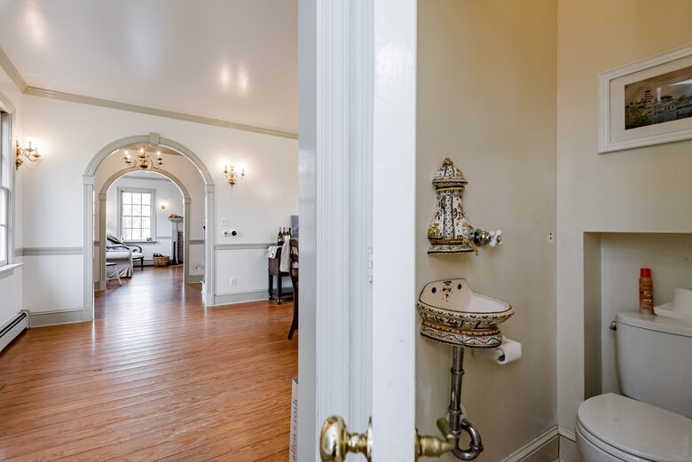 Waterfront Ferry Bridge House - Easton, Maryland