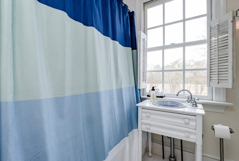 Waterfront Ferry Bridge House - Easton, Maryland