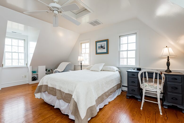 Waterfront Ferry Bridge House - Easton, Maryland