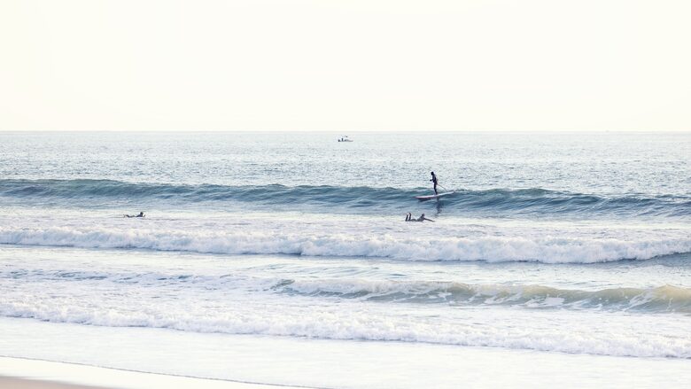 Contemporary Ocean Front Home - Stinson Beach, California