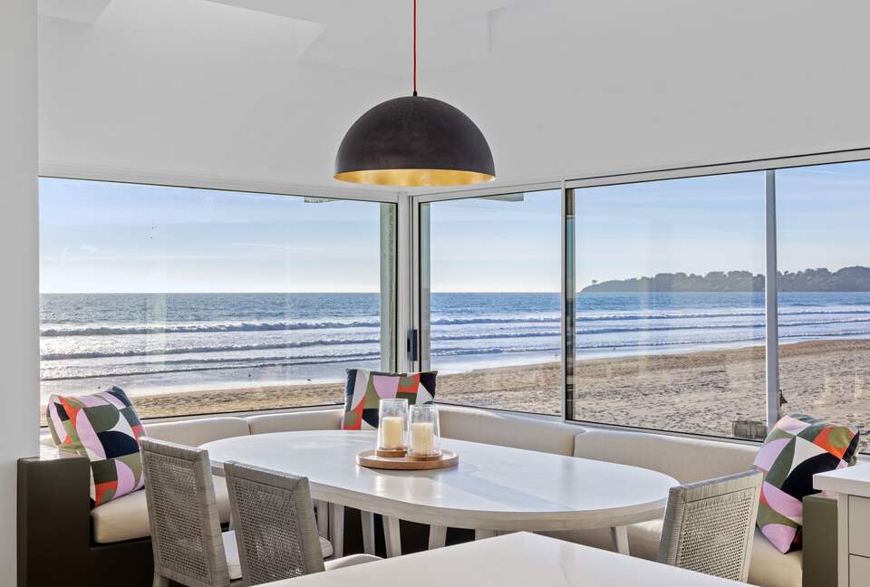 Contemporary Ocean Front Home - Stinson Beach, California