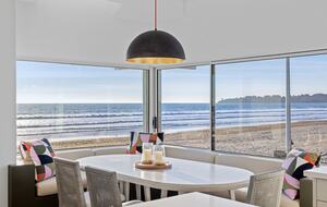 Contemporary Ocean Front Home - Stinson Beach, California