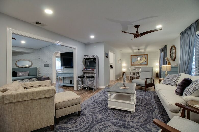 Luxury Ranch Home with a Pool + Hot Tub + Arcade - Hilton Head Island, South Carolina