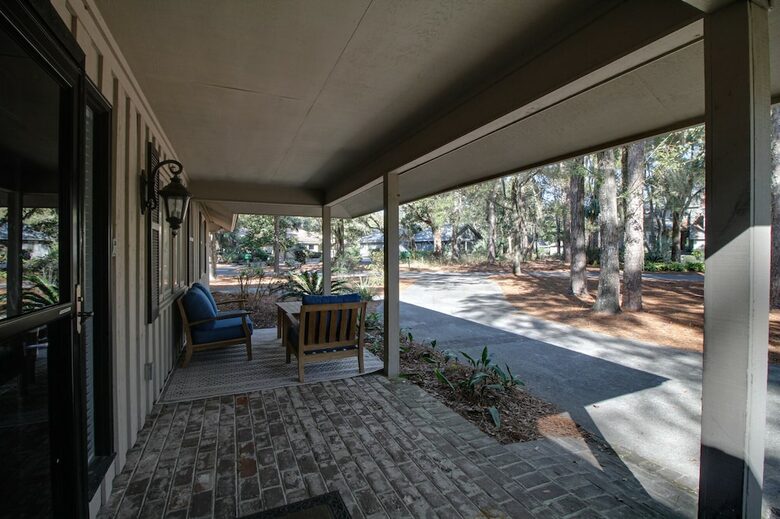 Luxury Ranch Home with a Pool + Hot Tub + Arcade - Hilton Head Island, South Carolina