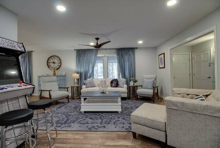 Luxury Ranch Home with a Pool + Hot Tub + Arcade - Hilton Head Island, South Carolina