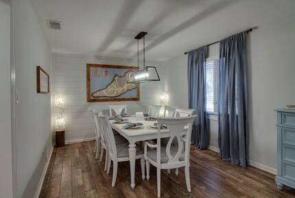 Luxury Ranch Home with a Pool + Hot Tub + Arcade - Hilton Head Island, South Carolina