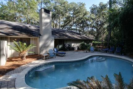 Luxury Ranch Home with a Pool + Hot Tub + Arcade - Hilton Head Island, South Carolina