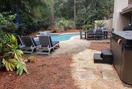 Luxury Ranch Home with a Pool + Hot Tub + Arcade - Hilton Head Island, South Carolina