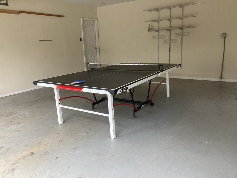 Private Woodstock Estate On 3 Acres - Woodstock, Georgia