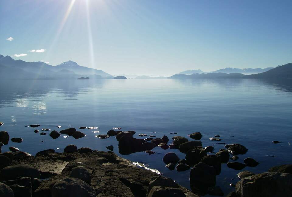 Patagonia Luxury Lakefront Home - San Carlos de Bariloche, Argentina