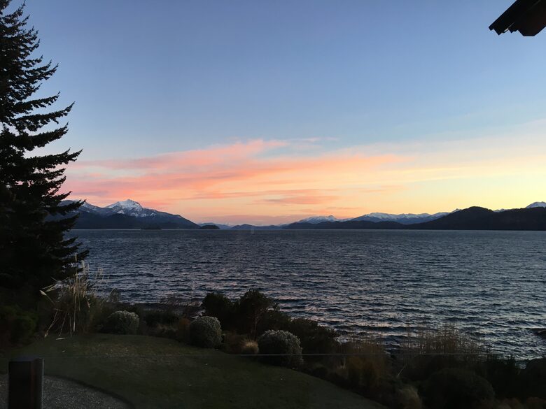 Patagonia Luxury Lakefront Home - San Carlos de Bariloche, Argentina