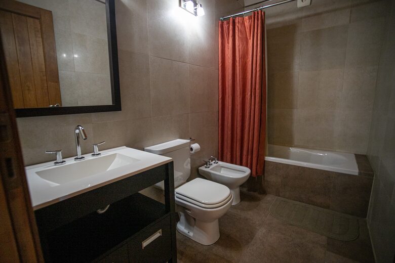 Patagonia Luxury Lakefront Home - San Carlos de Bariloche, Argentina