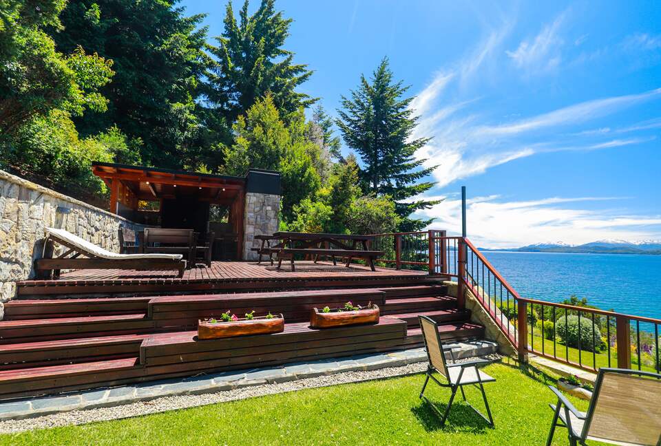 Patagonia Luxury Lakefront Home - San Carlos de Bariloche, Argentina
