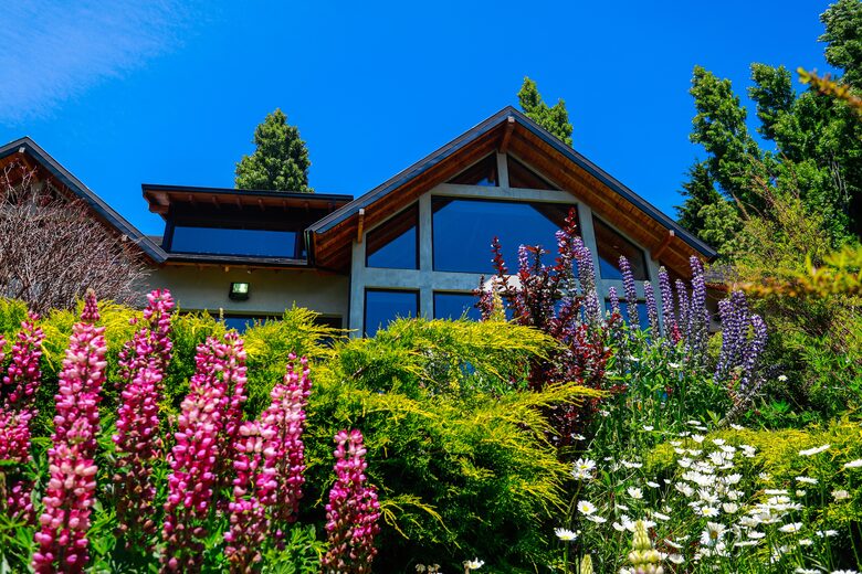 Patagonia Luxury Lakefront Home - San Carlos de Bariloche, Argentina