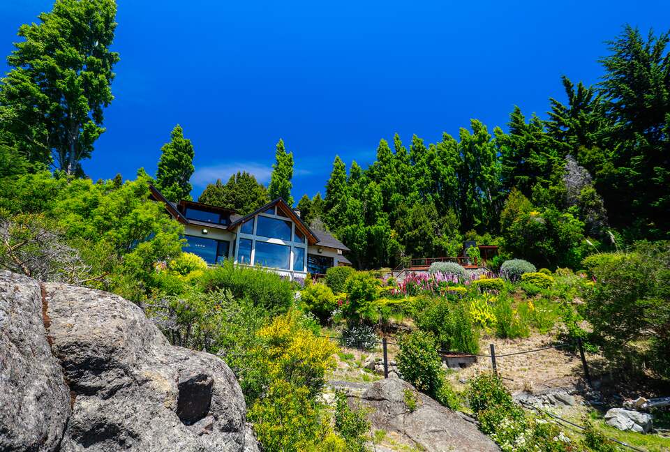 Patagonia Luxury Lakefront Home - San Carlos de Bariloche, Argentina