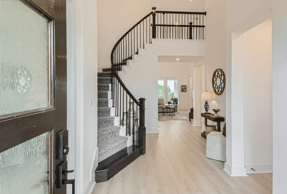 New and Chic Luxury Home | Pool Table | Home Theater - Lago Vista, Texas