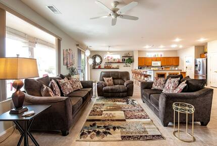 Shadow Mountain Retreat | Golf Community for Snowbirds and 45+ Vacationers - Surprise, Arizona