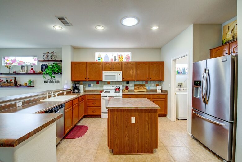 Shadow Mountain Retreat | Golf Community for Snowbirds and 45+ Vacationers - Surprise, Arizona