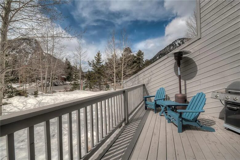 Modern Mountain Townhome Blocks from Main Street - Frisco, Colorado