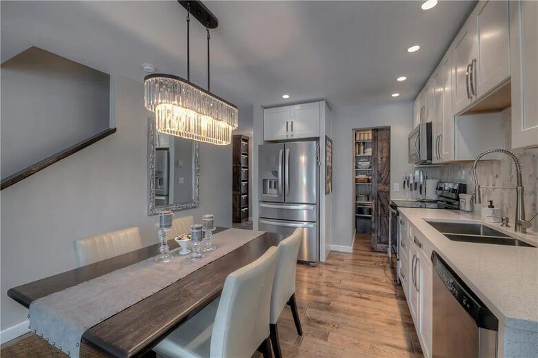 Modern Mountain Townhome Blocks from Main Street - Frisco, Colorado