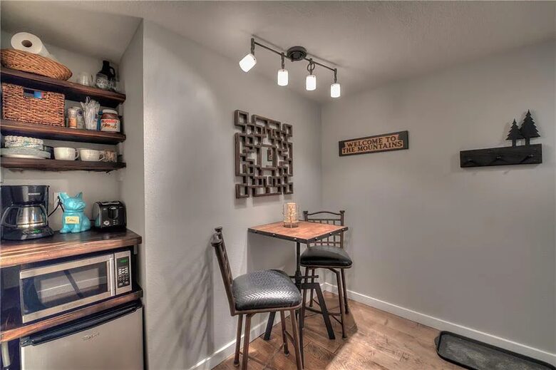 Modern Mountain Townhome Blocks from Main Street - Frisco, Colorado