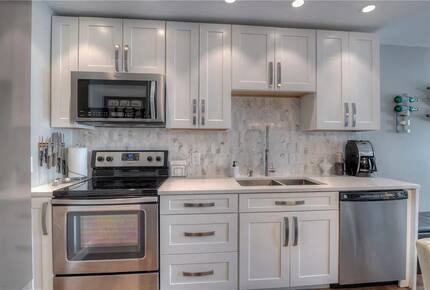 Modern Mountain Townhome Blocks from Main Street - Frisco, Colorado