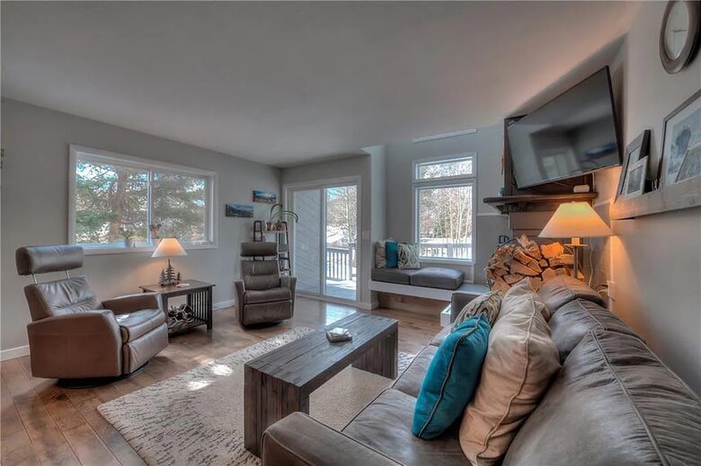 Modern Mountain Townhome Blocks from Main Street - Frisco, Colorado