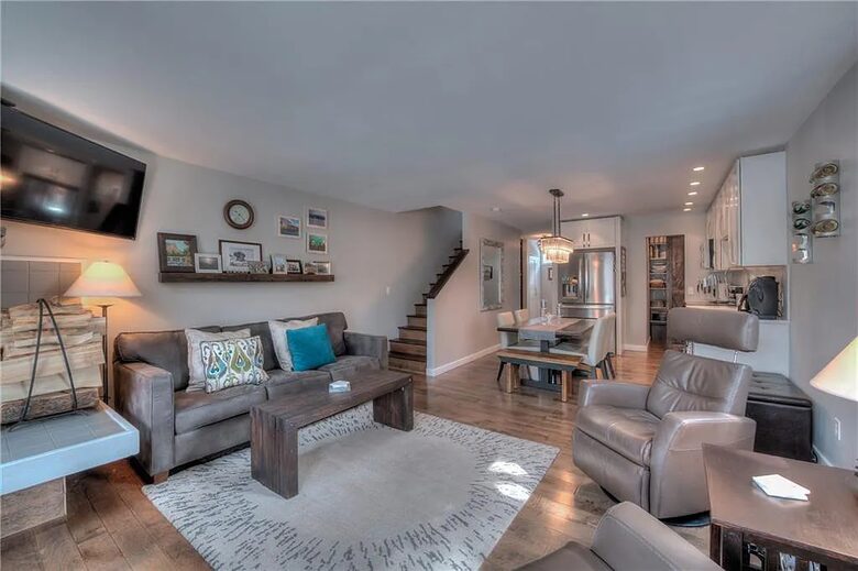 Modern Mountain Townhome Blocks from Main Street - Frisco, Colorado