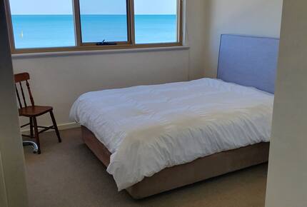 Beach Front House - Mandurah, Australia