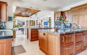 Maui Island Luxury Estate with Private Pool (R)