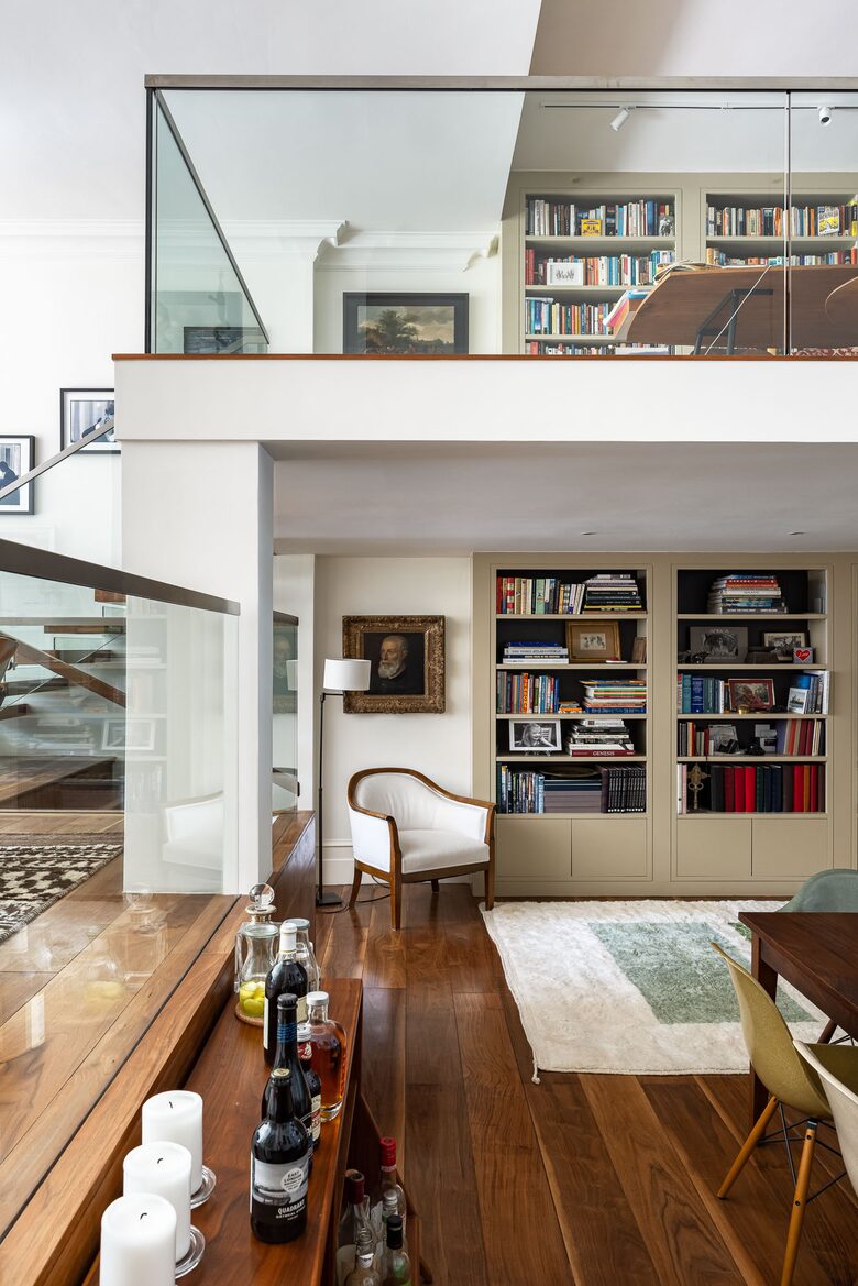 Airlie Gardens (R) - London, United Kingdom