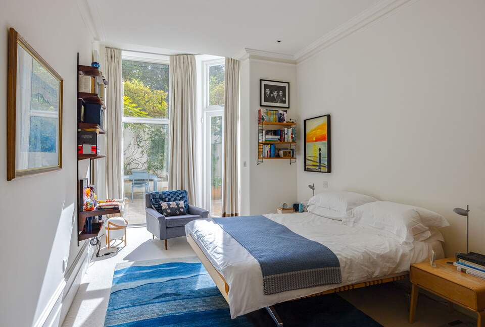 Airlie Gardens (R) - London, United Kingdom